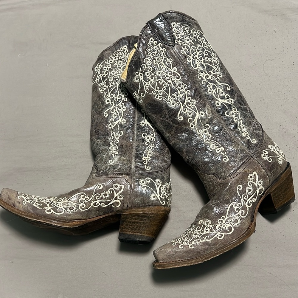 Corral Women’s cowgirl boots